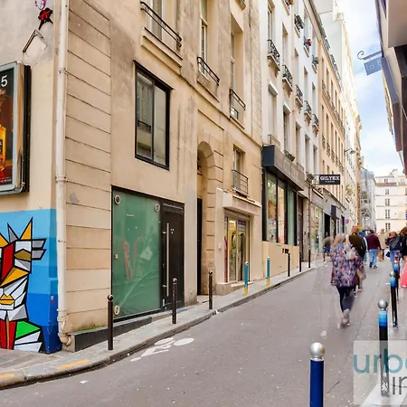 31 - Urban Keith Harings *