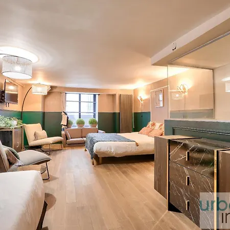 31 - Urban Keith Harings アパート パリ